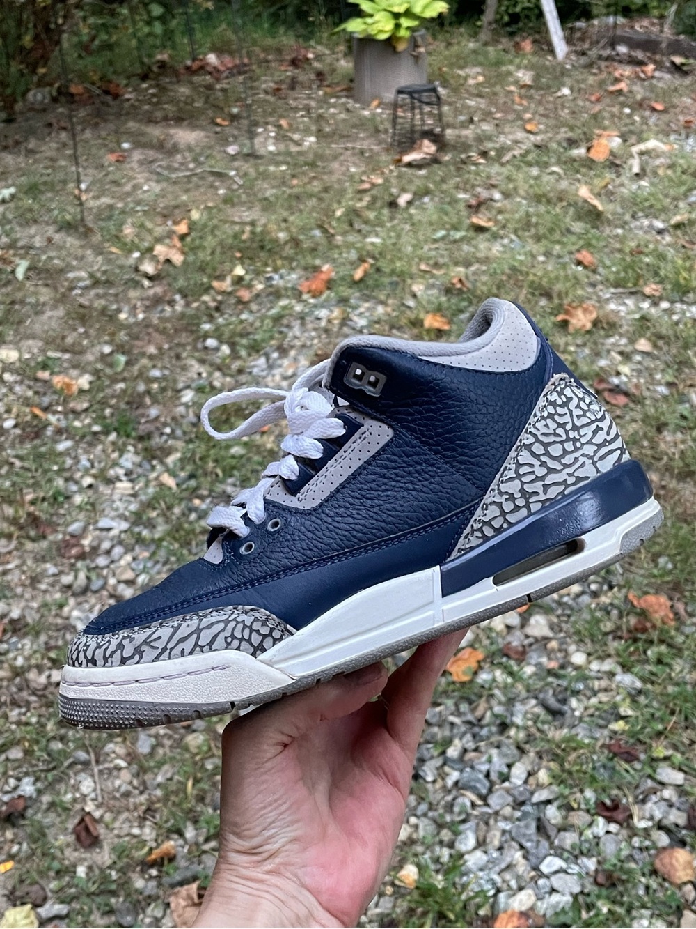 Jordan Retro 3 Georgetown Shoes Size 7 Youth